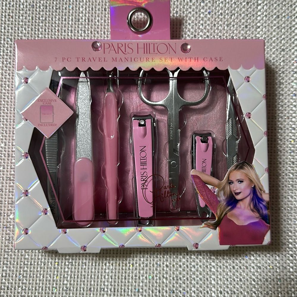 Paris Hilton Pink 7 Piece Pedi Manicure Set Travel Case Included